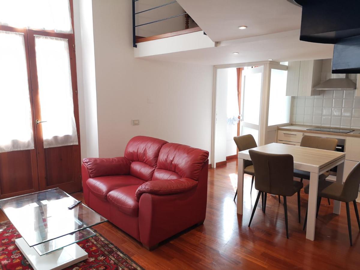 קליארי Marina Apartment City Centre מראה חיצוני תמונה