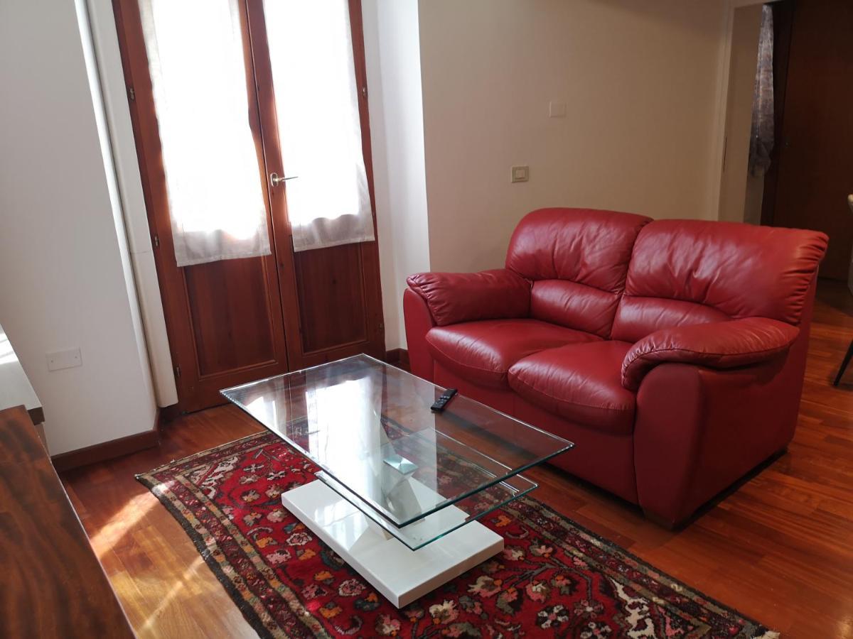 קליארי Marina Apartment City Centre מראה חיצוני תמונה