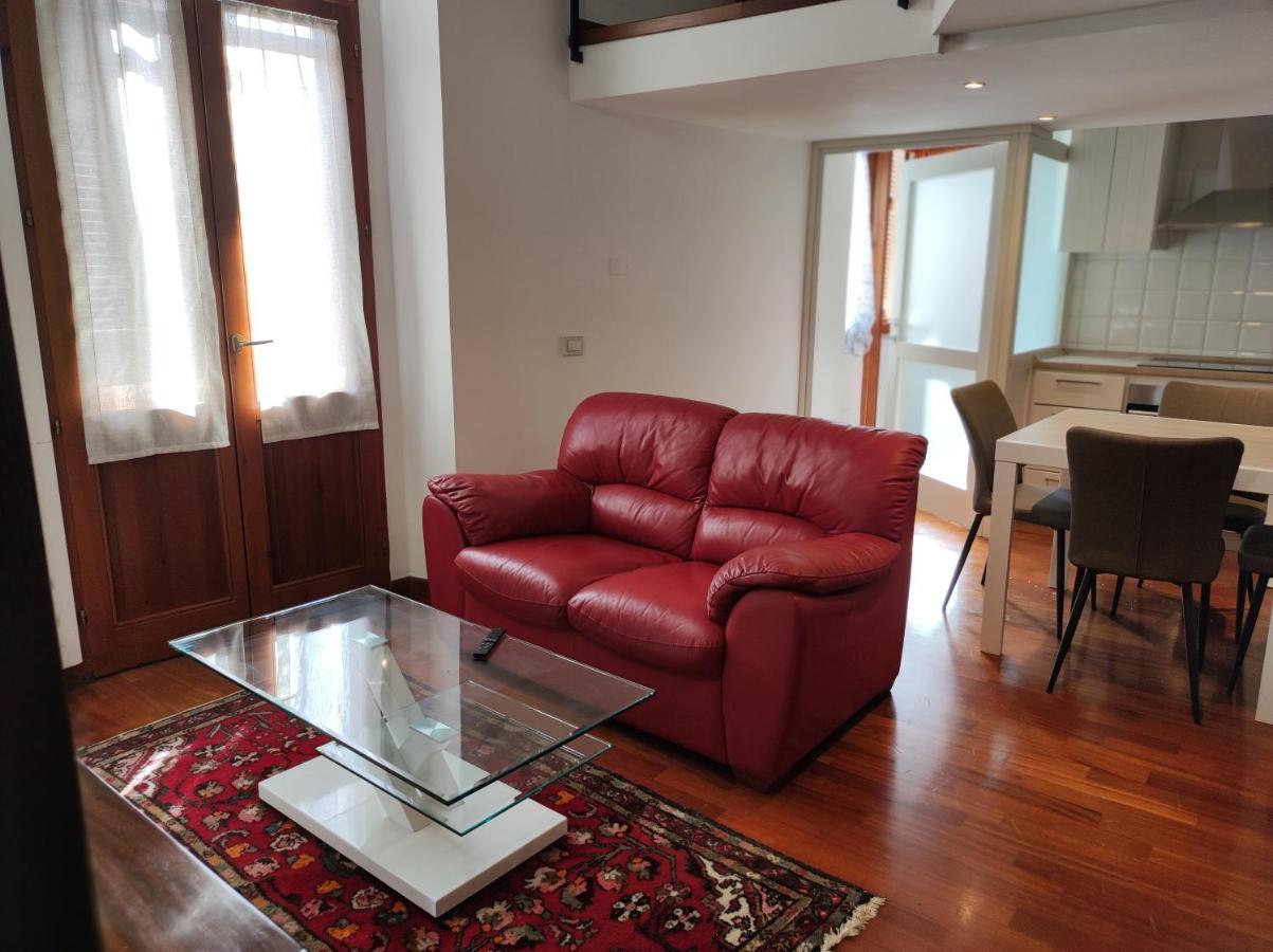 קליארי Marina Apartment City Centre מראה חיצוני תמונה