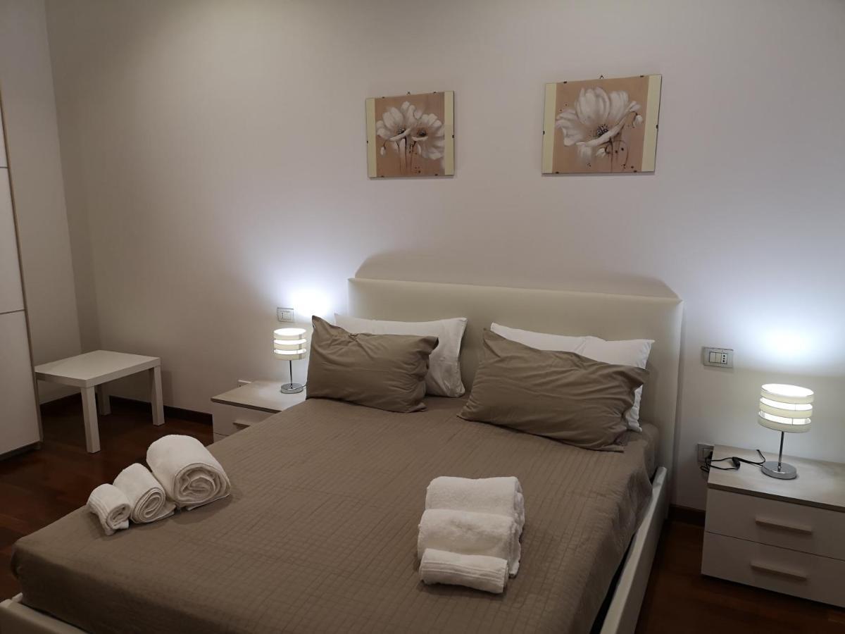 קליארי Marina Apartment City Centre מראה חיצוני תמונה