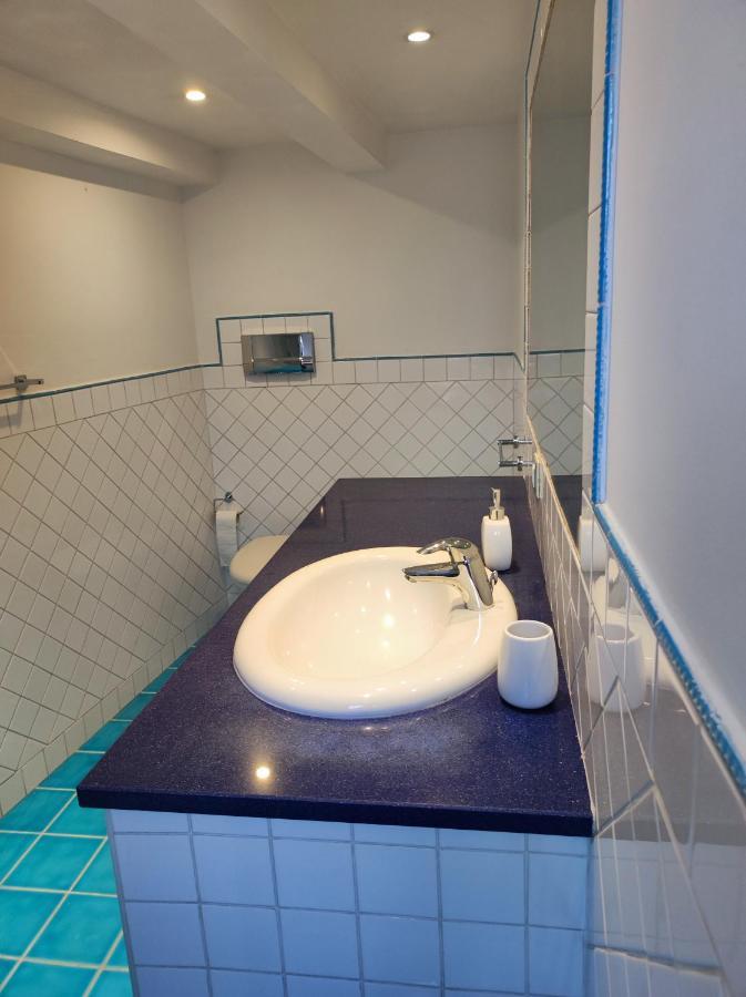 קליארי Marina Apartment City Centre מראה חיצוני תמונה